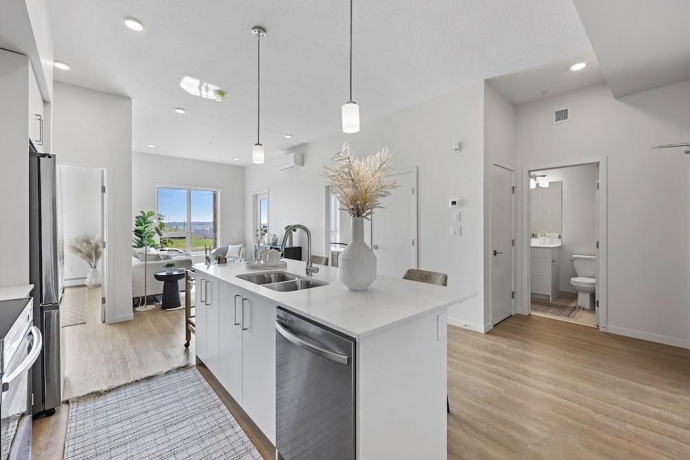 321-30 Sage Hill Row NW, Calgary, AB, T3R 2M6 - 2