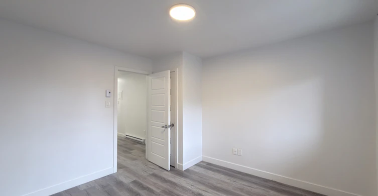 12-3915 Masson Rue, Montréal, QC, H1X 1T2 - 2