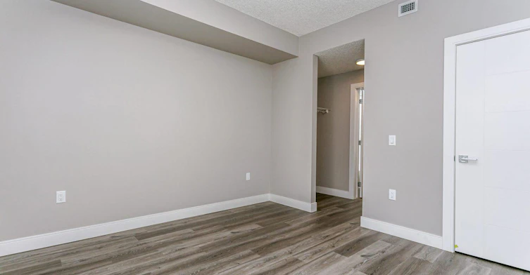 11350 128 Street Northwest, Edmonton, AB, T5M 2T1 - 21