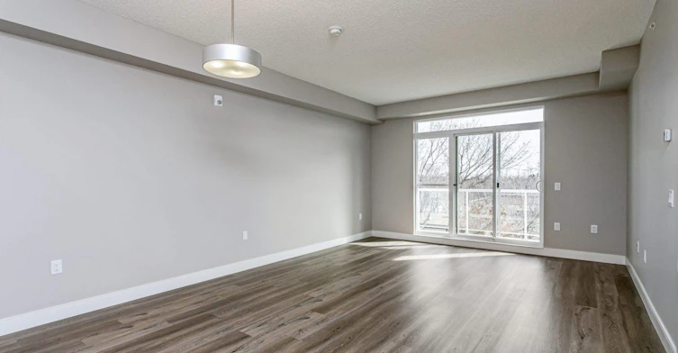 11350 128 Street Northwest, Edmonton, AB, T5M 2T1 - 8