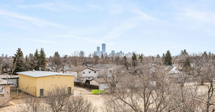 11350 128 Street Northwest, Edmonton, AB, T5M 2T1 - 27