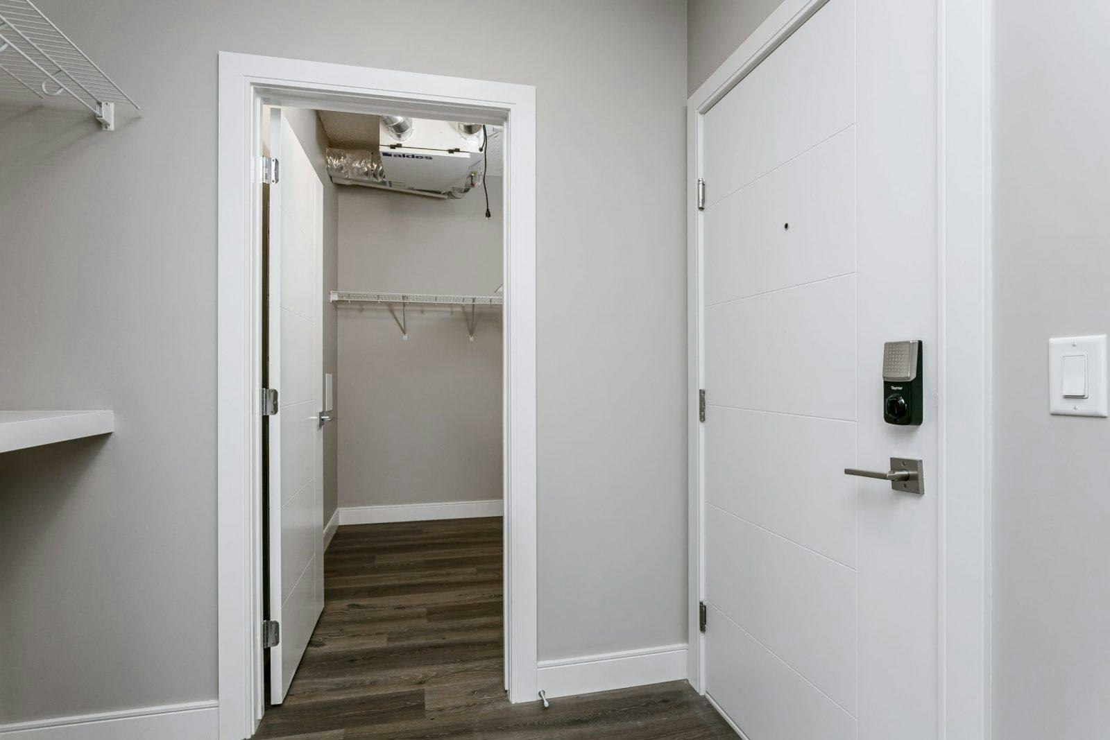 11350 128 Street Northwest, Edmonton, AB, T5M 2T1 - 2
