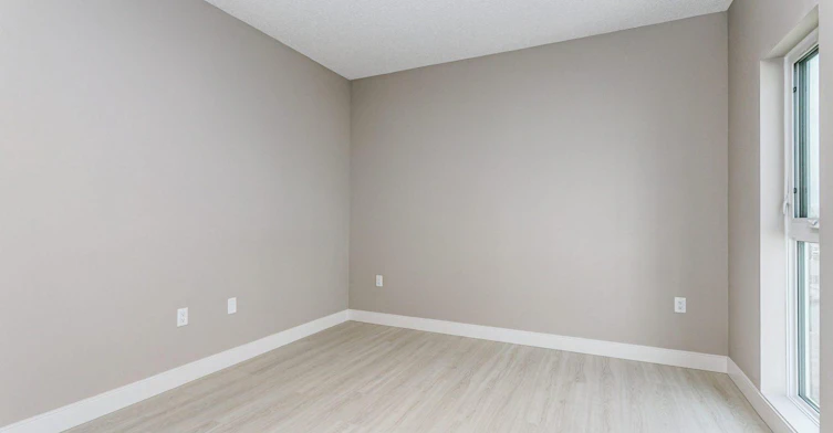 11350 128 Street Northwest, Edmonton, AB, T5M 2T1 - 32