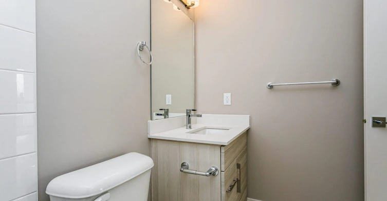 11350 128 Street Northwest, Edmonton, AB, T5M 2T1 - 26