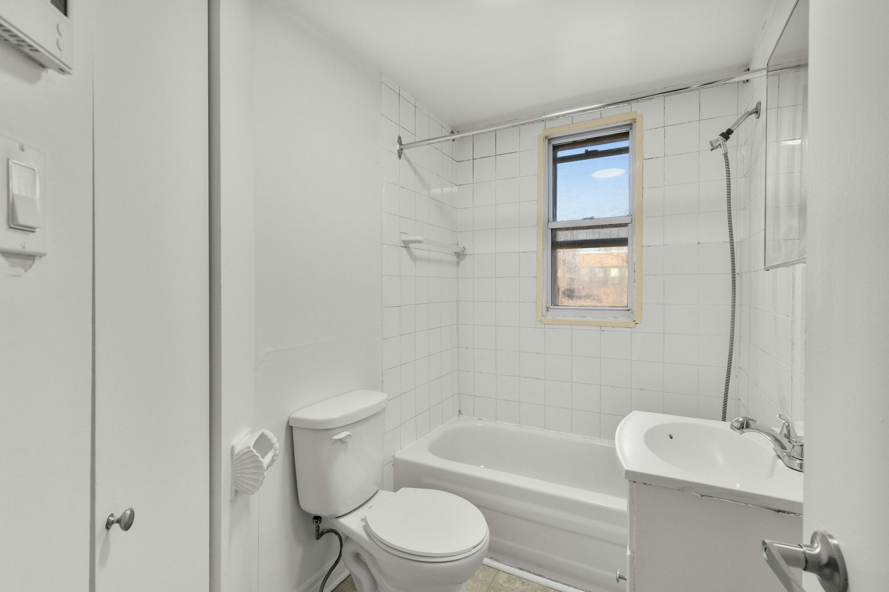11-4761 Hochelaga Rue, Montréal, QC, H1V 1E5 - 5