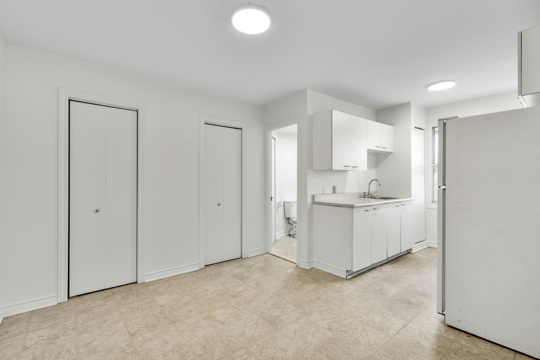 11-4761 Hochelaga Rue, Montréal, QC, H1V 1E5 - 2