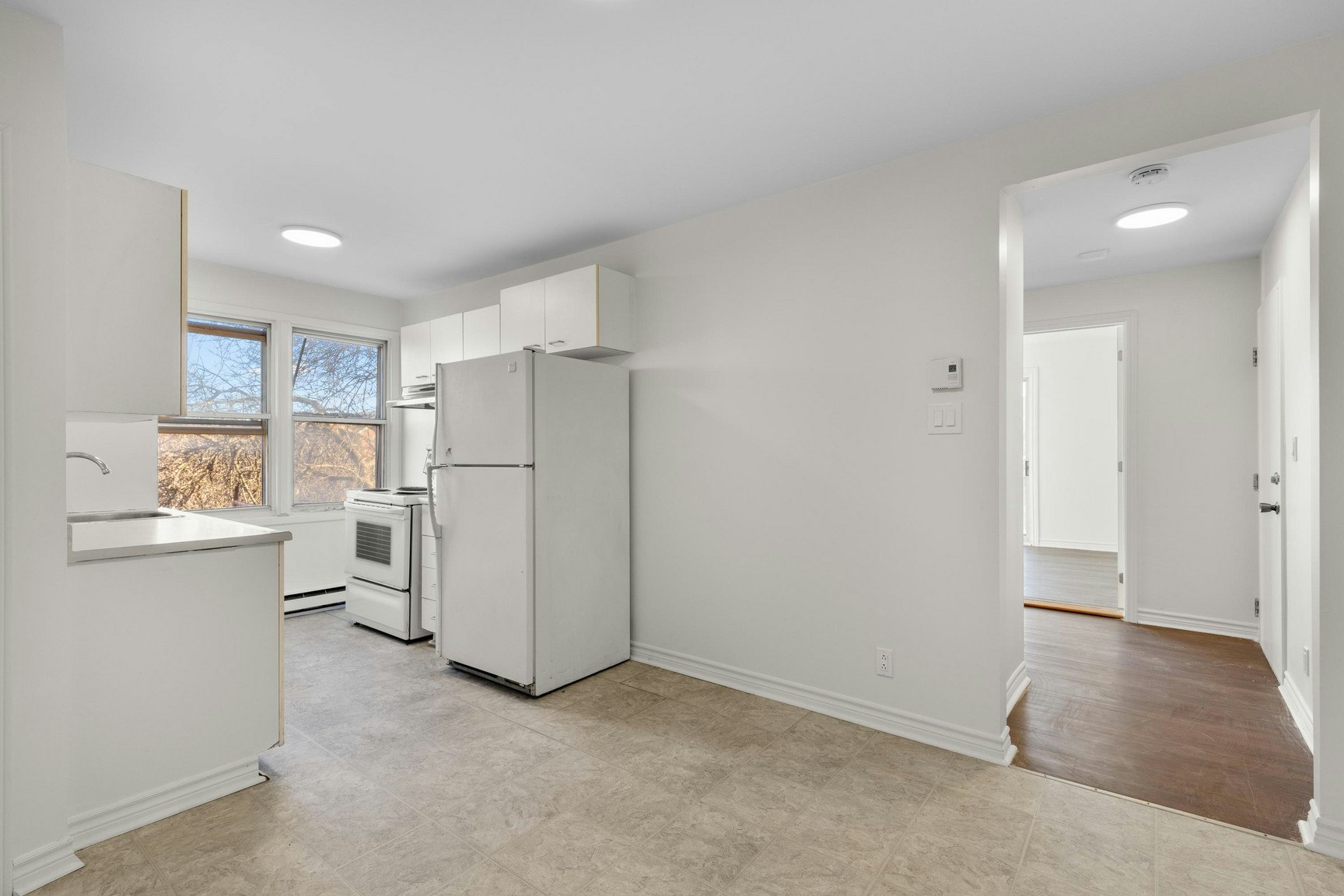 11-4761 Hochelaga Rue, Montréal, QC, H1V 1E5 - 3