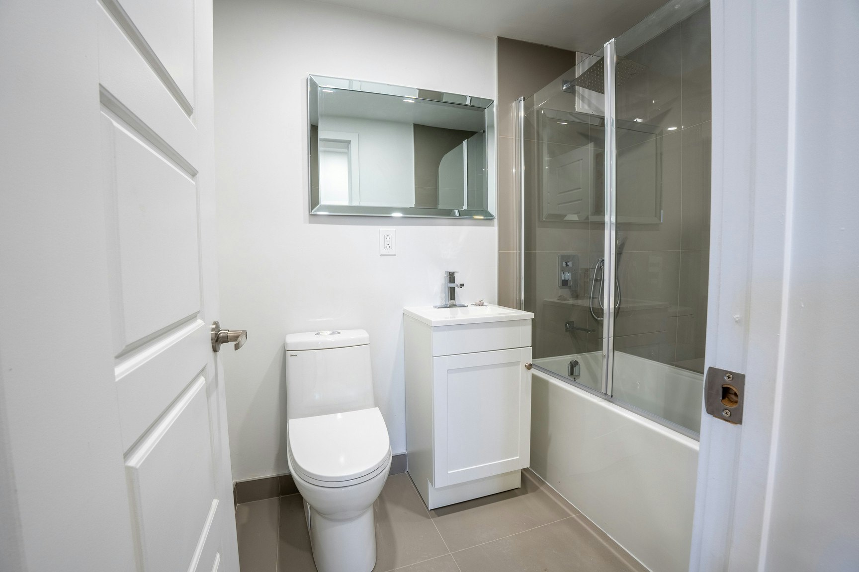 4-7030 De La Côte Saint Luc Chemin, Montréal, QC, H4V 1J3 - 6