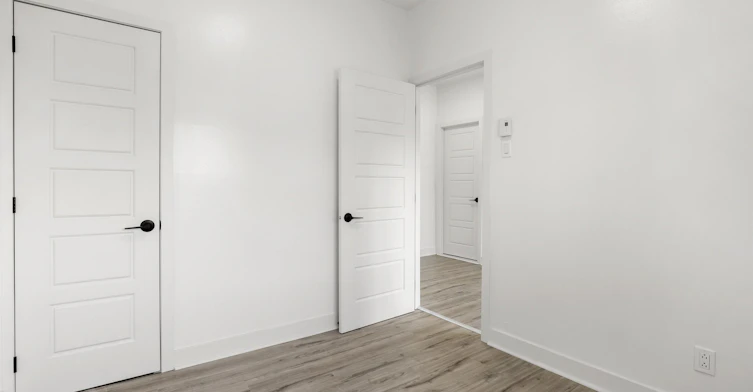 205-7790 Trémolières Avenue, Montréal, QC, H1K 1C4 - 4