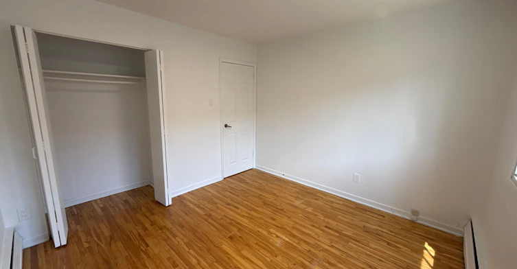 206-7790 Trémolières Avenue, Montréal, QC, H1K 1C4 - 4