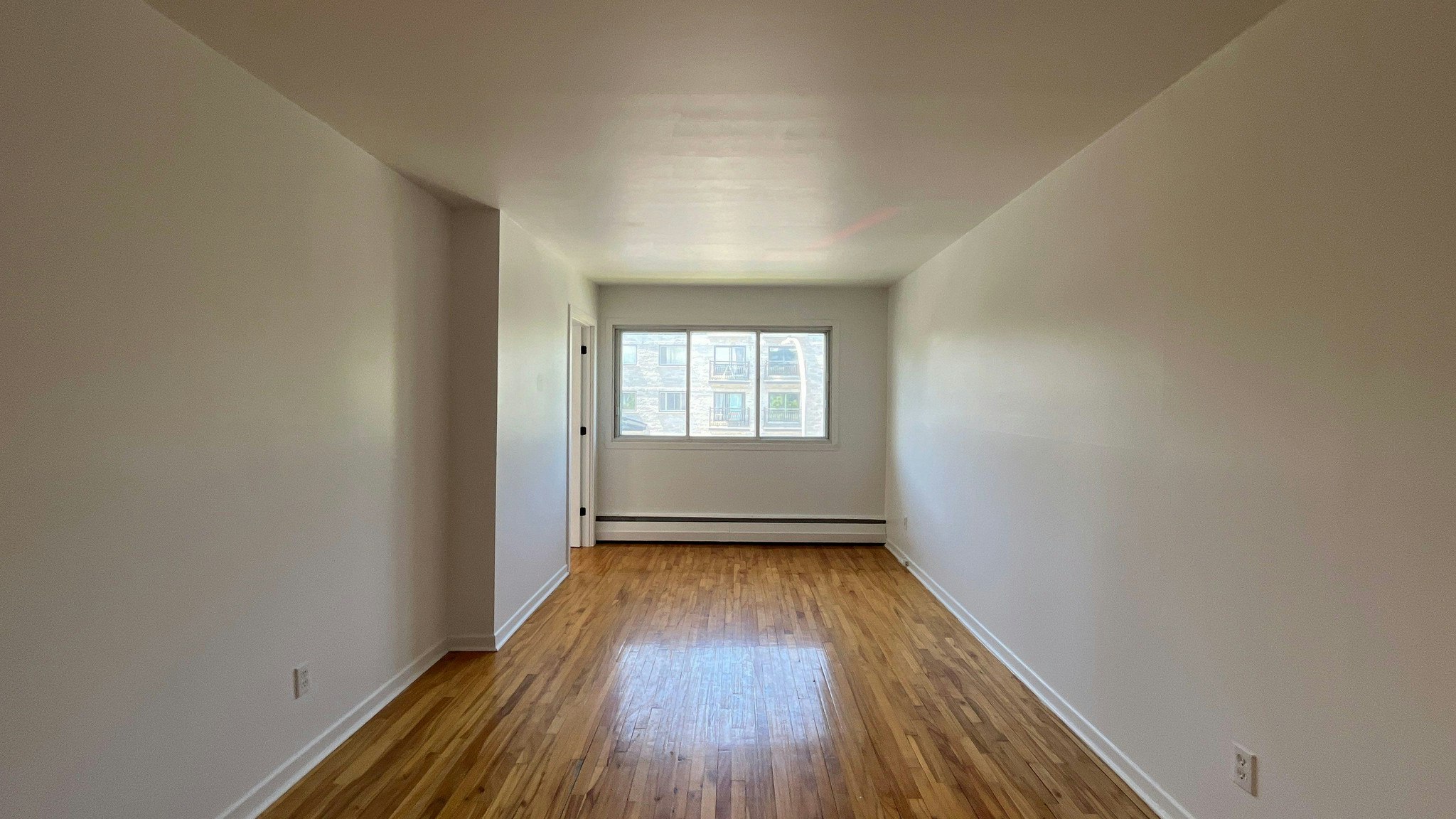 202-7790 Trémolières Avenue, Montréal, QC, H1K 1C4 - 10