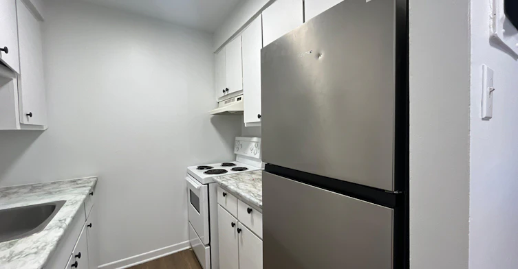 202-7790 Trémolières Avenue, Montréal, QC, H1K 1C4 - 8