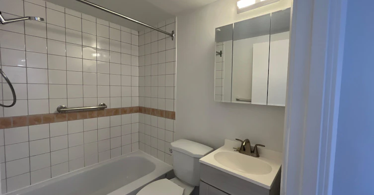 202-7790 Trémolières Avenue, Montréal, QC, H1K 1C4 - 4