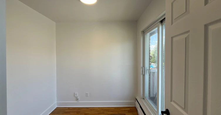 202-7790 Trémolières Avenue, Montréal, QC, H1K 1C4 - 6