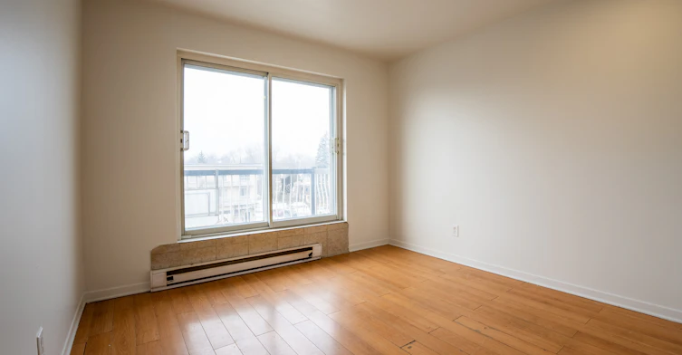 408-1440 Henri Bourassa Boulevard Est, Montréal, QC, H2C 1H3 - 4