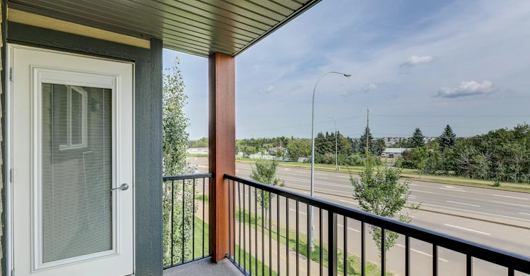 5-306-5600 Clover Bar Road, Rural Strathcona County, AB, T8H 0J1 - 2