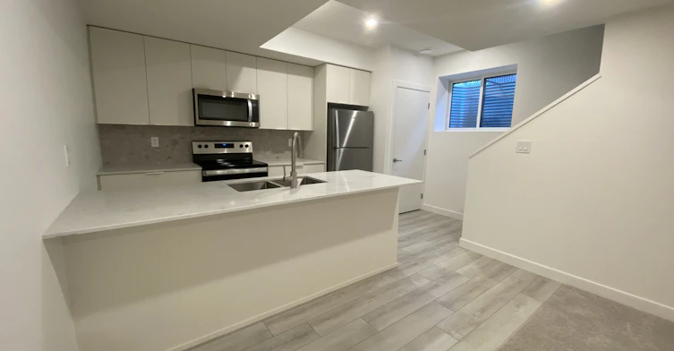 10455 143 Street Northwest, Edmonton, AB, T5N 2S5 - 3