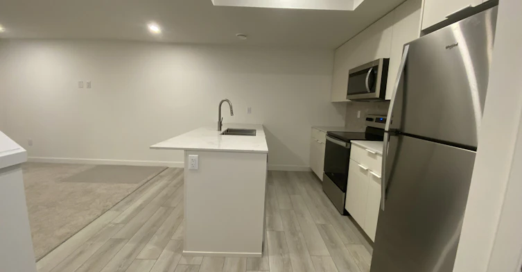 10455 143 Street Northwest, Edmonton, AB, T5N 2S5 - 4