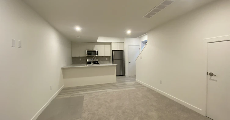 10455 143 Street Northwest, Edmonton, AB, T5N 2S5 - 7