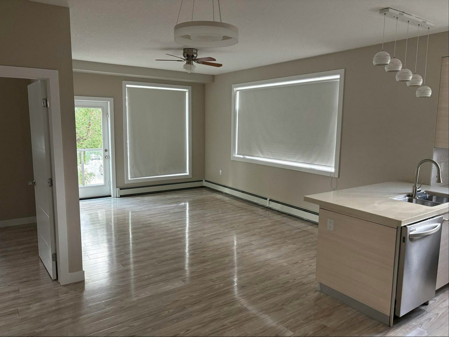 7912 109 Street Northwest, Edmonton, AB, T6G 1M5 - 3