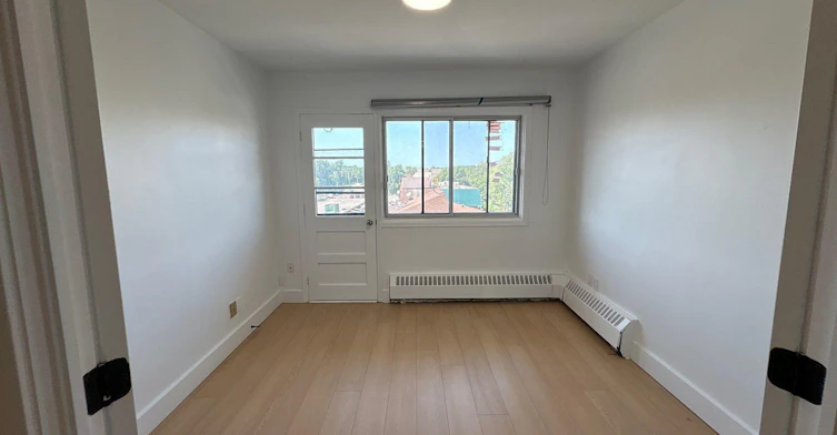 306-575 32e Avenue, Montréal, QC, H8T 1Y2