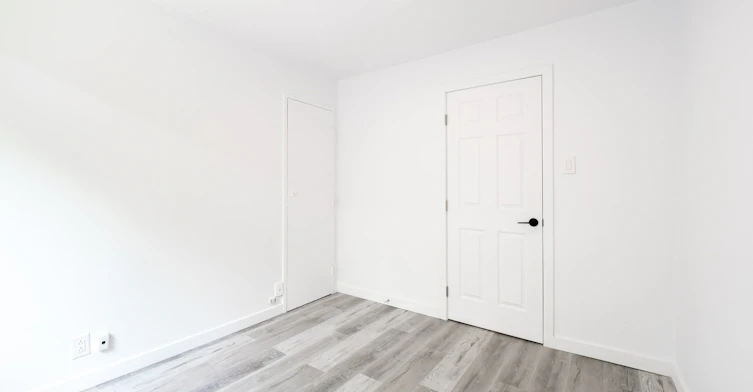 1-5576 Saint Denis Rue, Montréal, QC, H2J 2M5 - 4