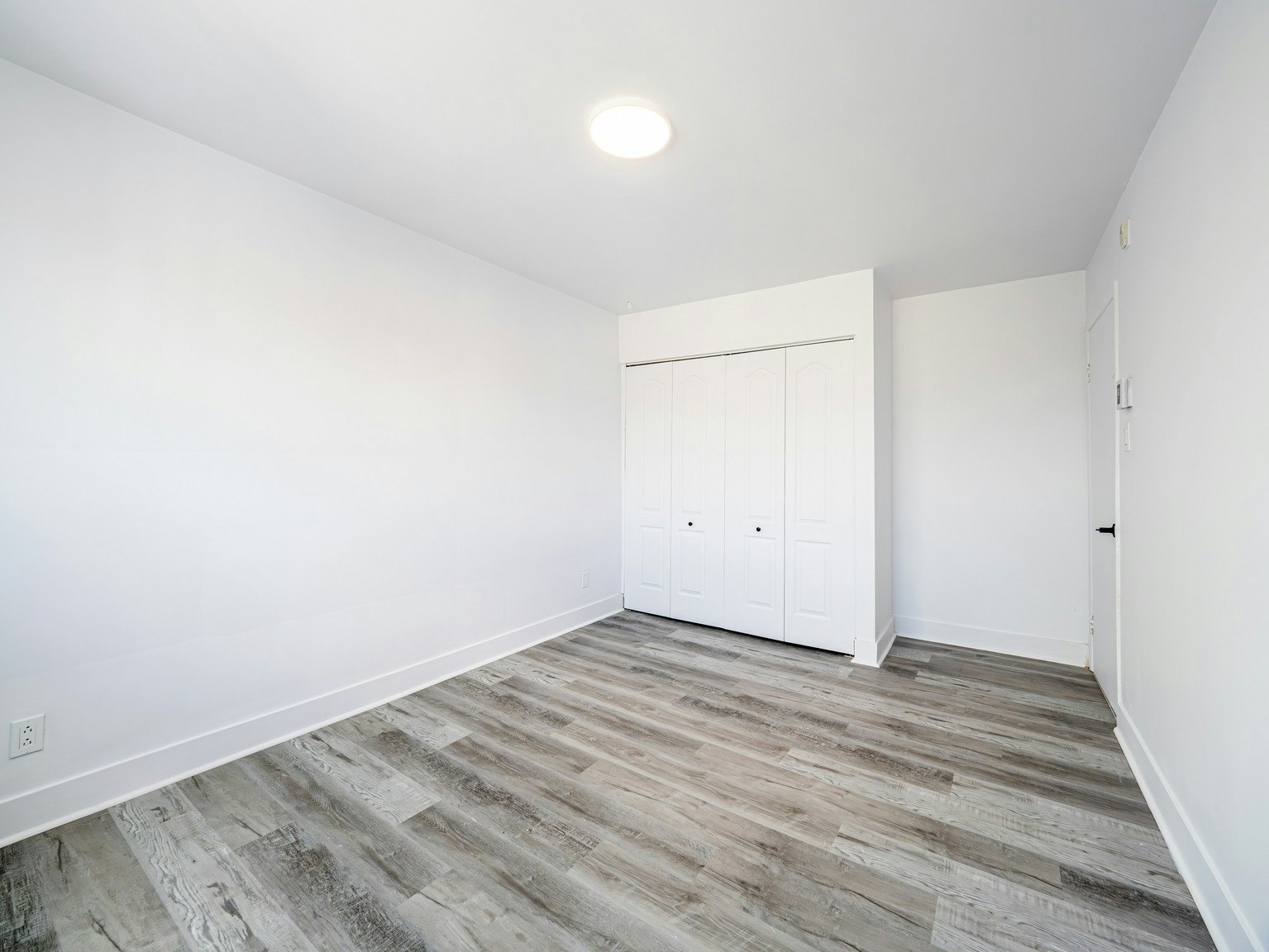 301-8281 Des Vendéens Avenue, Montréal, QC, H1K 1T4 - 13