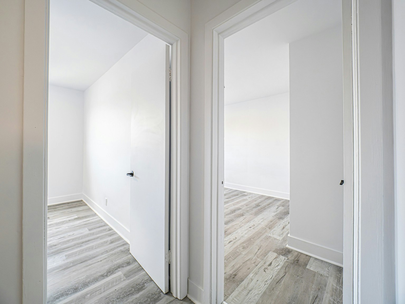 301-8281 Des Vendéens Avenue, Montréal, QC, H1K 1T4 - 9