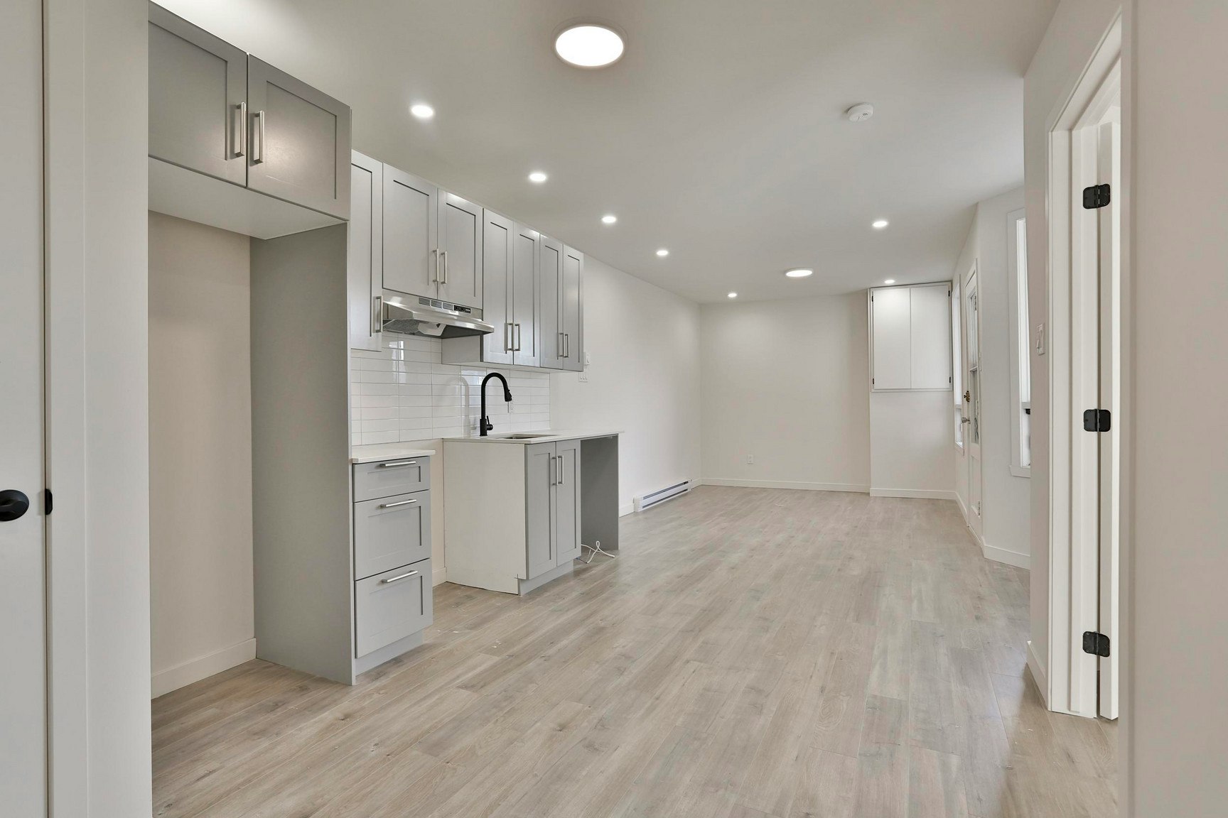2118-2110 Fullum Rue, Montréal, QC, H2K 3N7