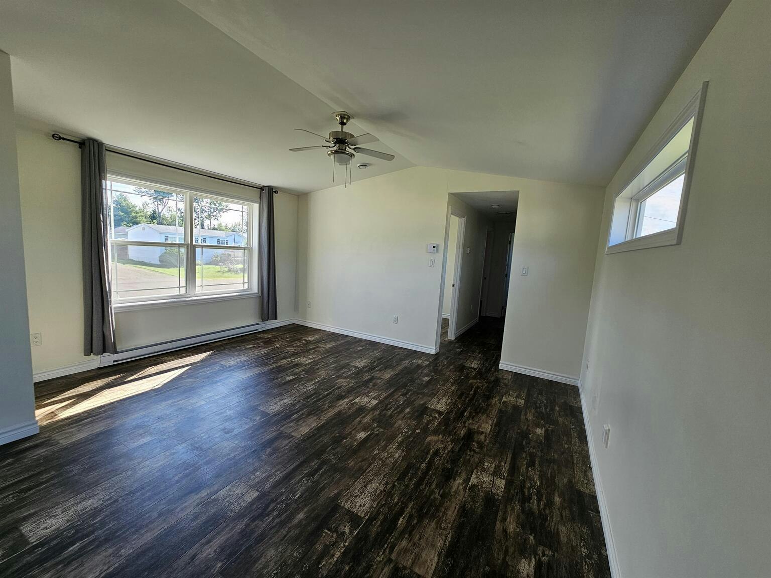 PineTree-MNX18-PR44D-1 Cedarwood Avenue, Moncton, NB, E1H 2T9 - 2