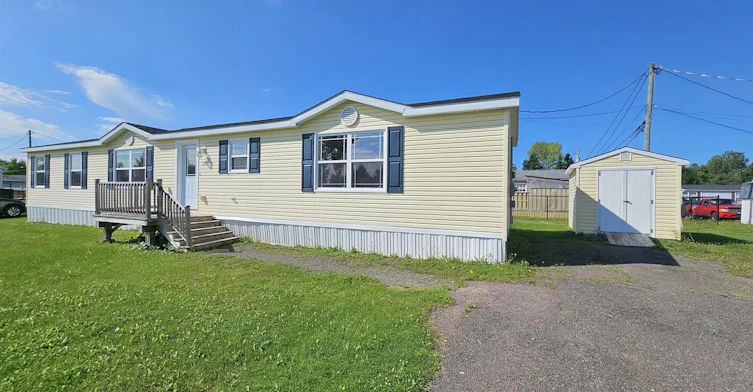 PineTree-MNX18-PR44D-1 Cedarwood Avenue, Moncton, NB, E1H 2T9