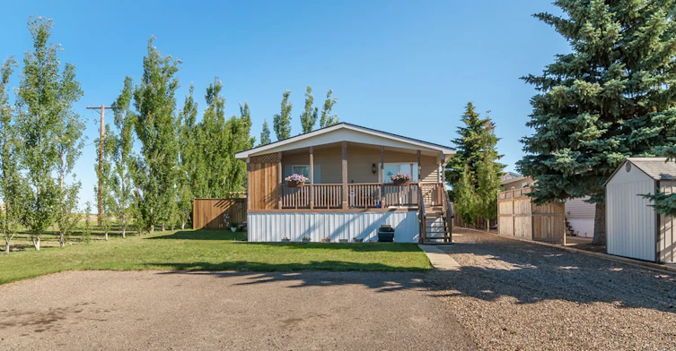 SunshineE-21-PL4083A-137 Trans Canada Highway, Swift Current, SK, S9H 3X6 - 2