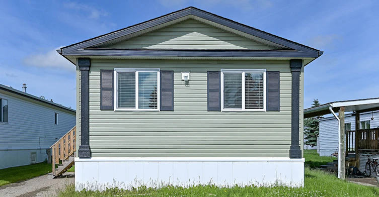 WildroseE-76-JA11683-4202 45th Street, Wetaskiwin, AB, T9A 2L3 - 3