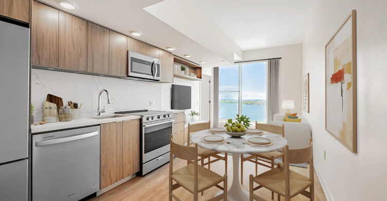 1207-370 Queens Quay West, Toronto, ON, M5V 0X6 - 4