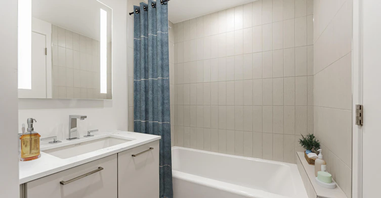 0505-370 Queens Quay West, Toronto, ON, M5V 0X6 - 7