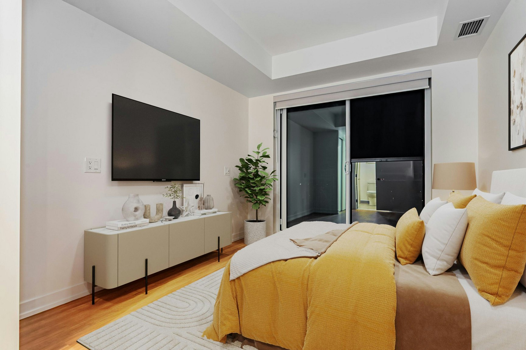 0914-370 Queens Quay West, Toronto, ON, M5V 0X6 - 13