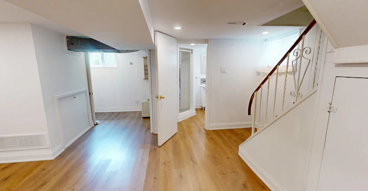 275 Oakwood Avenue, Toronto, ON, M6E 2V3 - 3