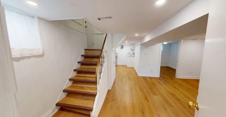 275 Oakwood Avenue, Toronto, ON, M6E 2V3 - 2