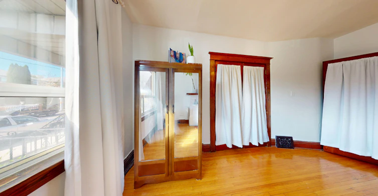 275 Oakwood Avenue, Toronto, ON, M6E 2V3 - 10