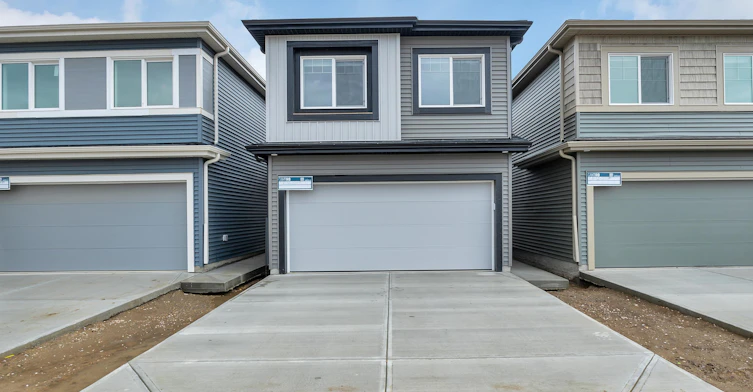 M-8136 227 Street Northwest, Edmonton, AB, T5T 4N5 - 36