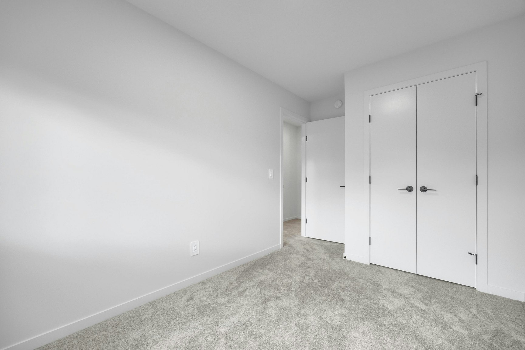 M-8136 227 Street Northwest, Edmonton, AB, T5T 4N5 - 27