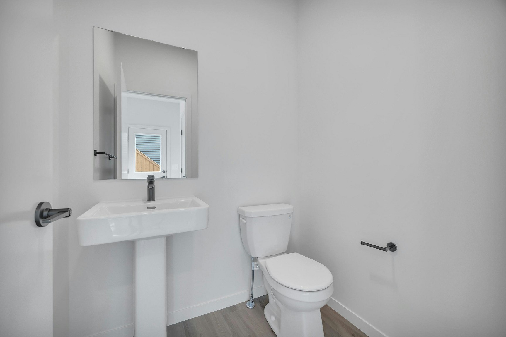 M-8136 227 Street Northwest, Edmonton, AB, T5T 4N5 - 18
