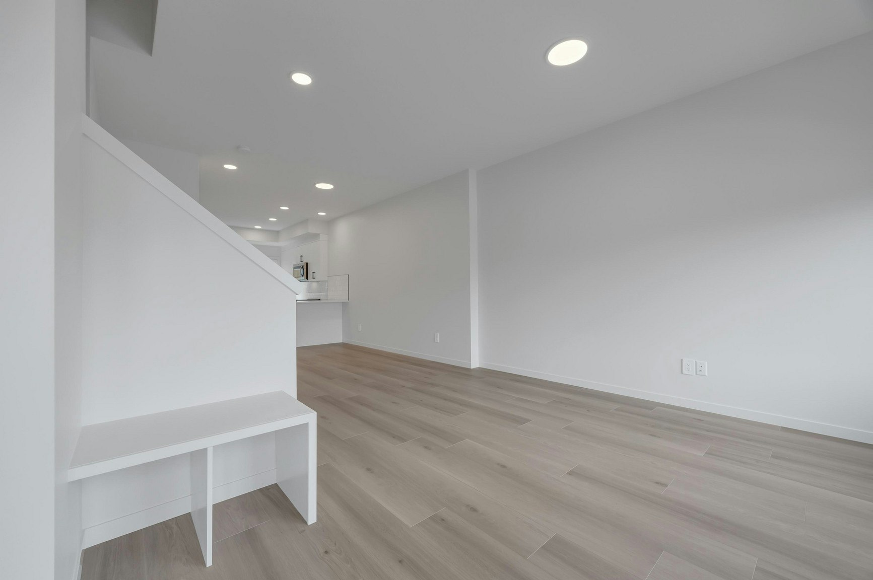 M-8136 227 Street Northwest, Edmonton, AB, T5T 4N5 - 5