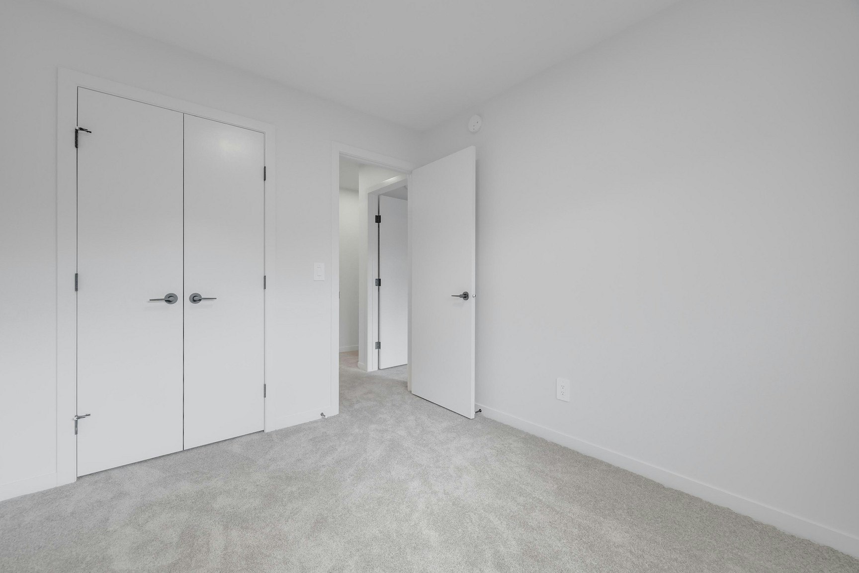 M-8136 227 Street Northwest, Edmonton, AB, T5T 4N5 - 29