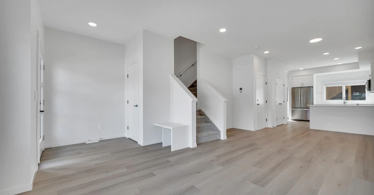 M-8136 227 Street Northwest, Edmonton, AB, T5T 4N5 - 6
