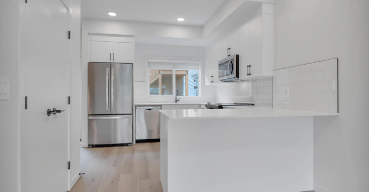 M-8136 227 Street Northwest, Edmonton, AB, T5T 4N5 - 13