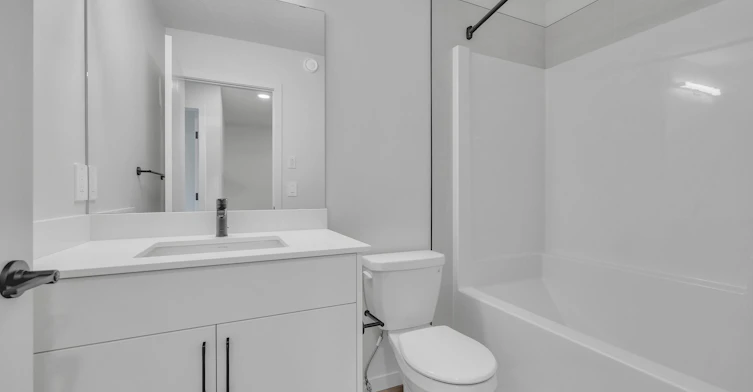 M-8136 227 Street Northwest, Edmonton, AB, T5T 4N5 - 30