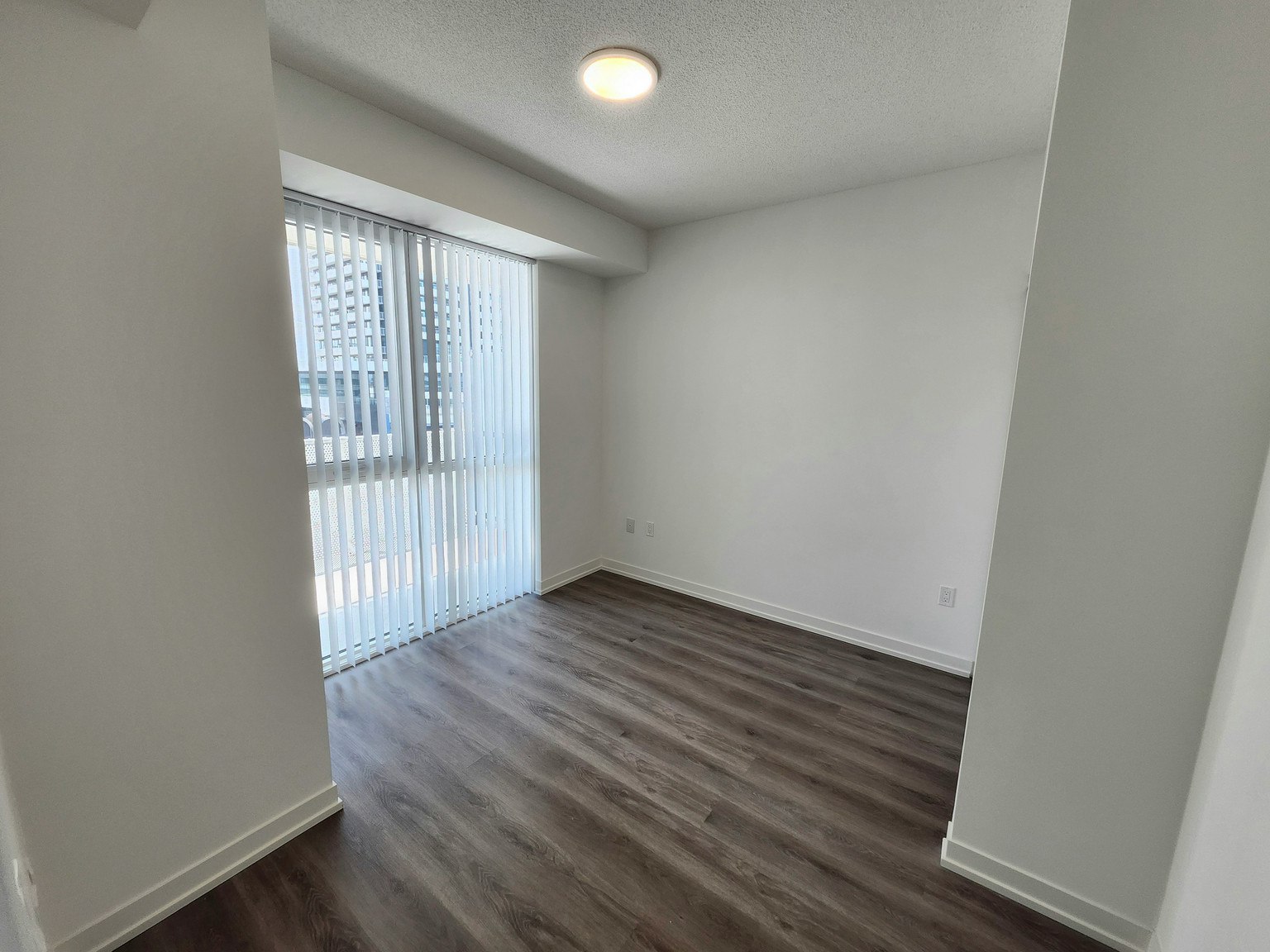 521-225 Commerce Street, Vaughan, ON, L4K 0R1 - 4