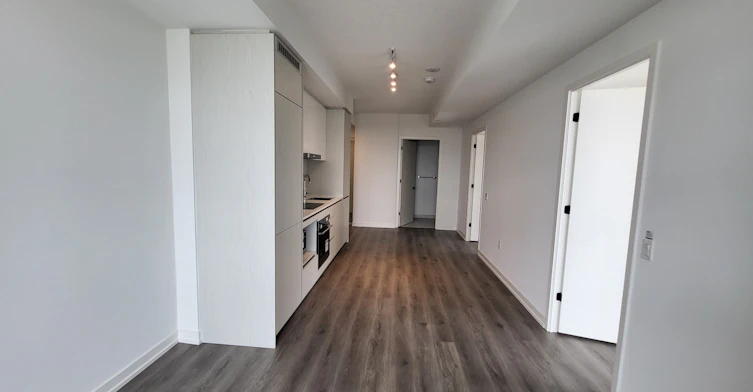 1110-225 Commerce Street, Vaughan, ON, L4K 0R1