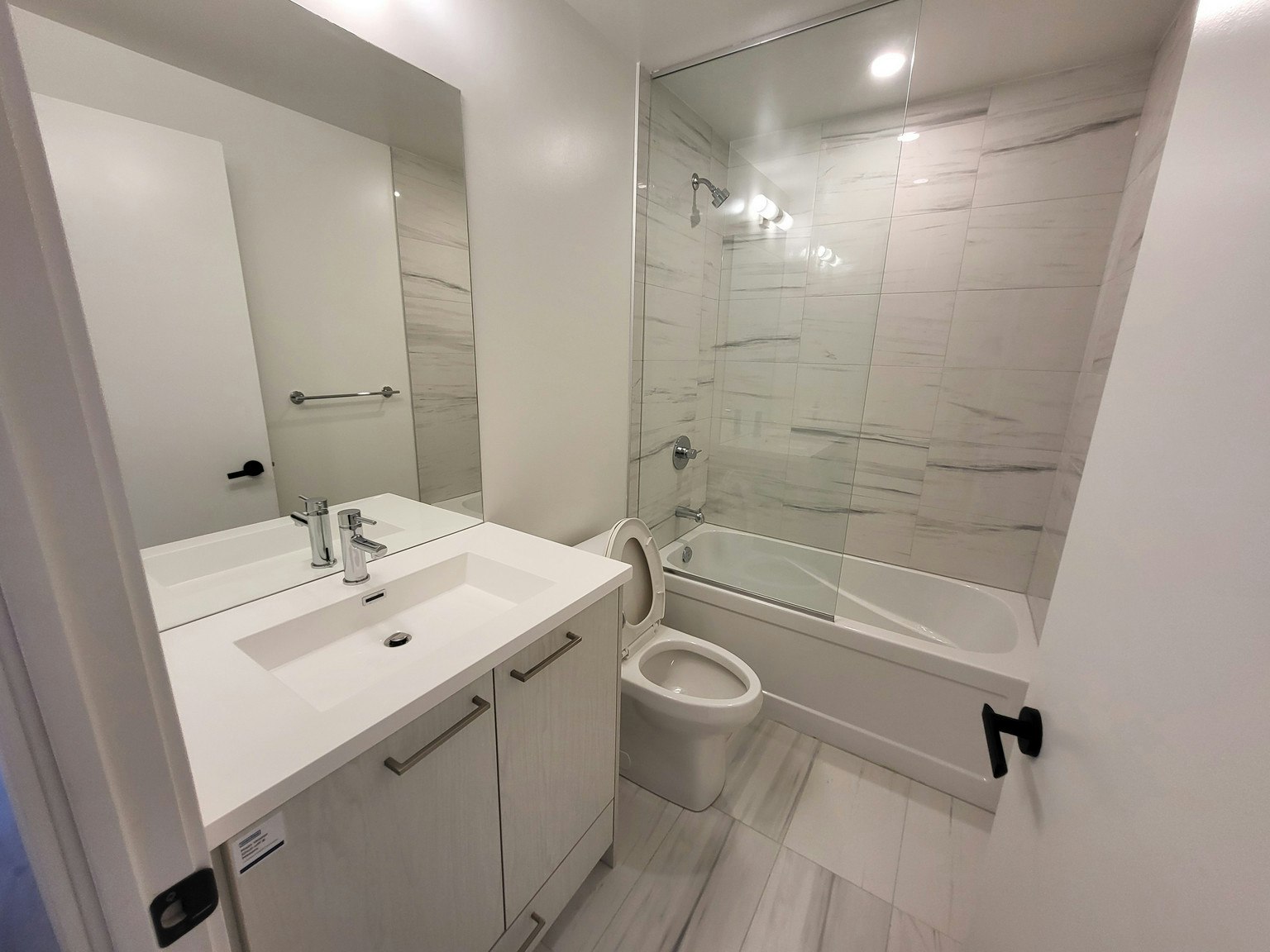 1609-225 Commerce Street, Vaughan, ON, L4K 0R1 - 7